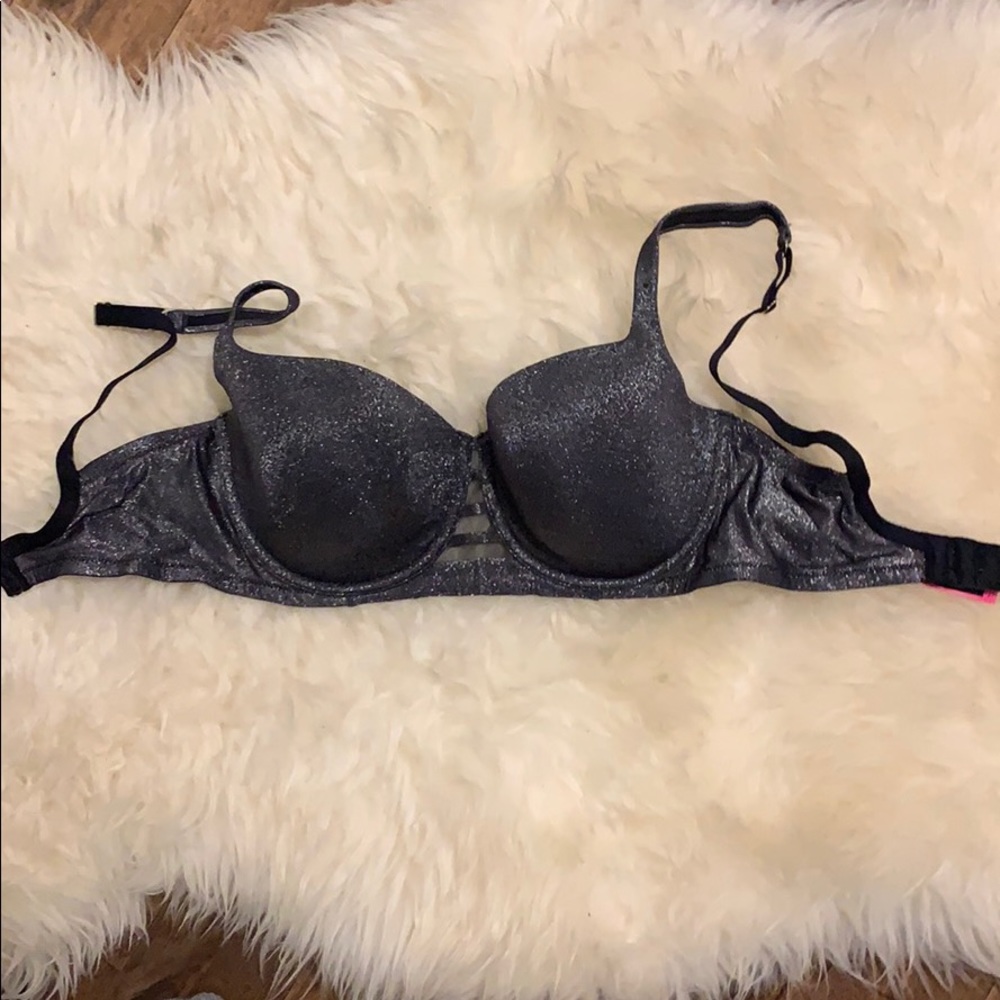 Black sparkly 32DD brand new bra